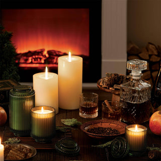 La Jolie Muse - Pomegranate & Pine 11oz Candle